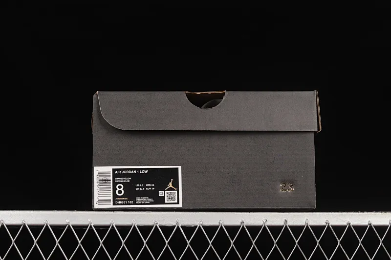 All categories Air Jordan Jordan series basketball shoes Air Jordan 1 Low Z version Air Jordan 1 Low "Ceramic" AJ1 Joe 1 Ugly Duckling low-top basketball shoes DH6931-102